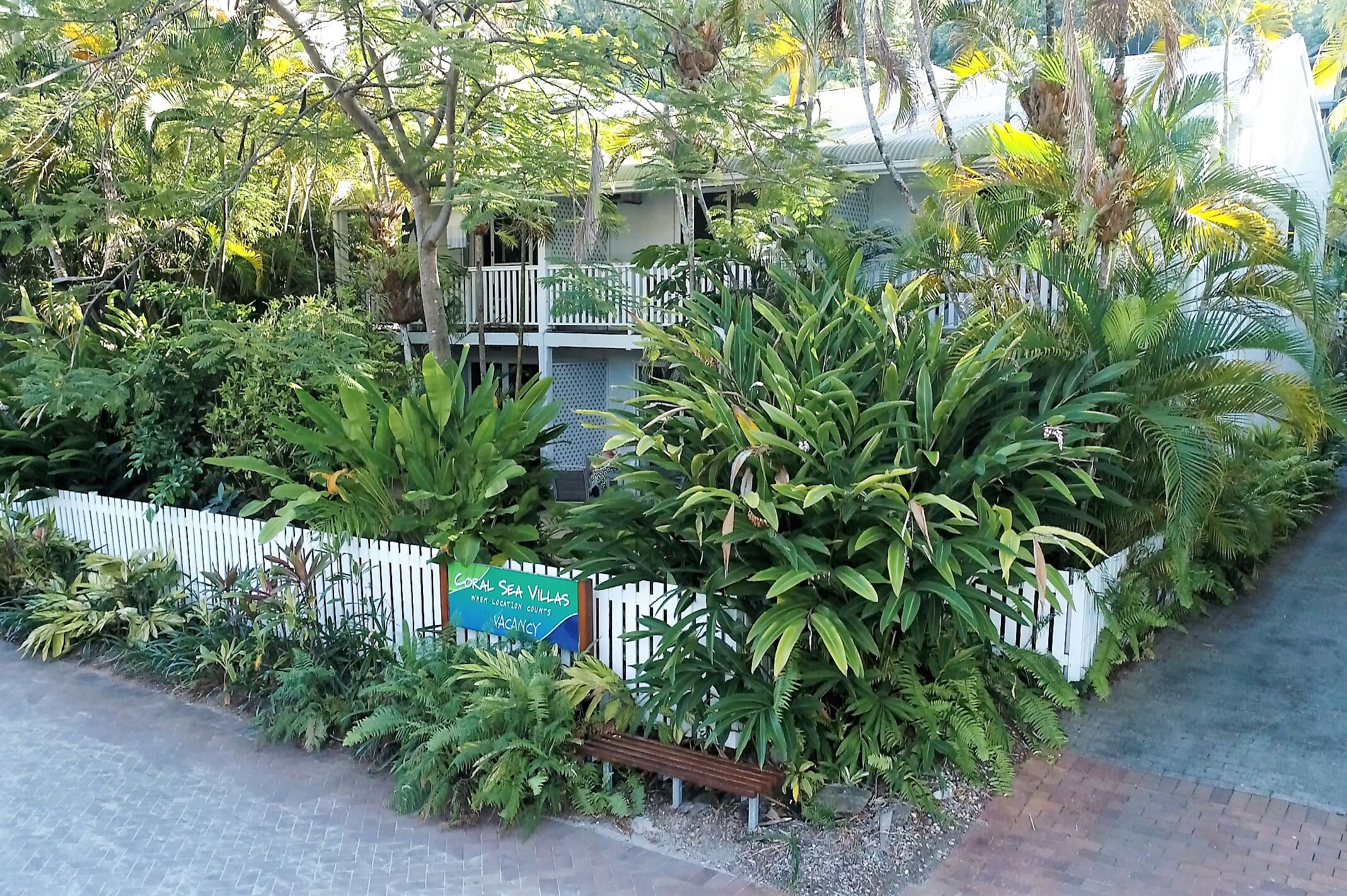 Family friendly self contained apartments in Port Douglas