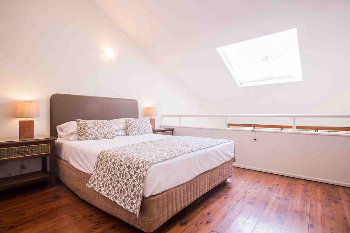 Queen double and 2 king single beds apartments Port Douglas
