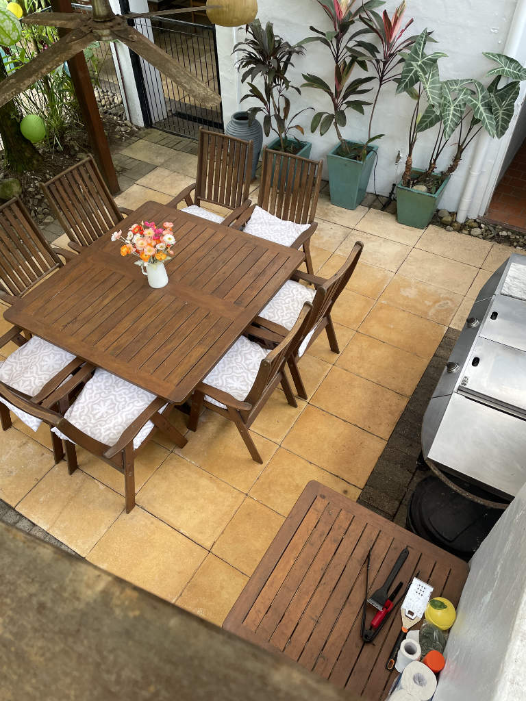 The BBQ area at Coral Sea Villas